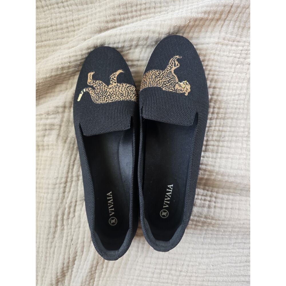 Vivaia Audrey Round-Toe Embroidered Loafer Black Cheetah Size 8.5 cat comfort - Picture 2 of 12